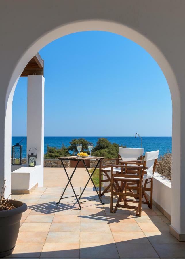 Villa Corinna Lakhania Exteriör bild